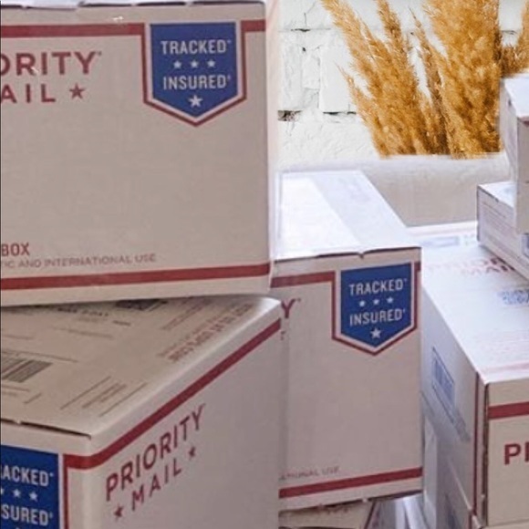 Mystery Reseller Surprise Bundle Box 5 lbs - Picture 1 of 1